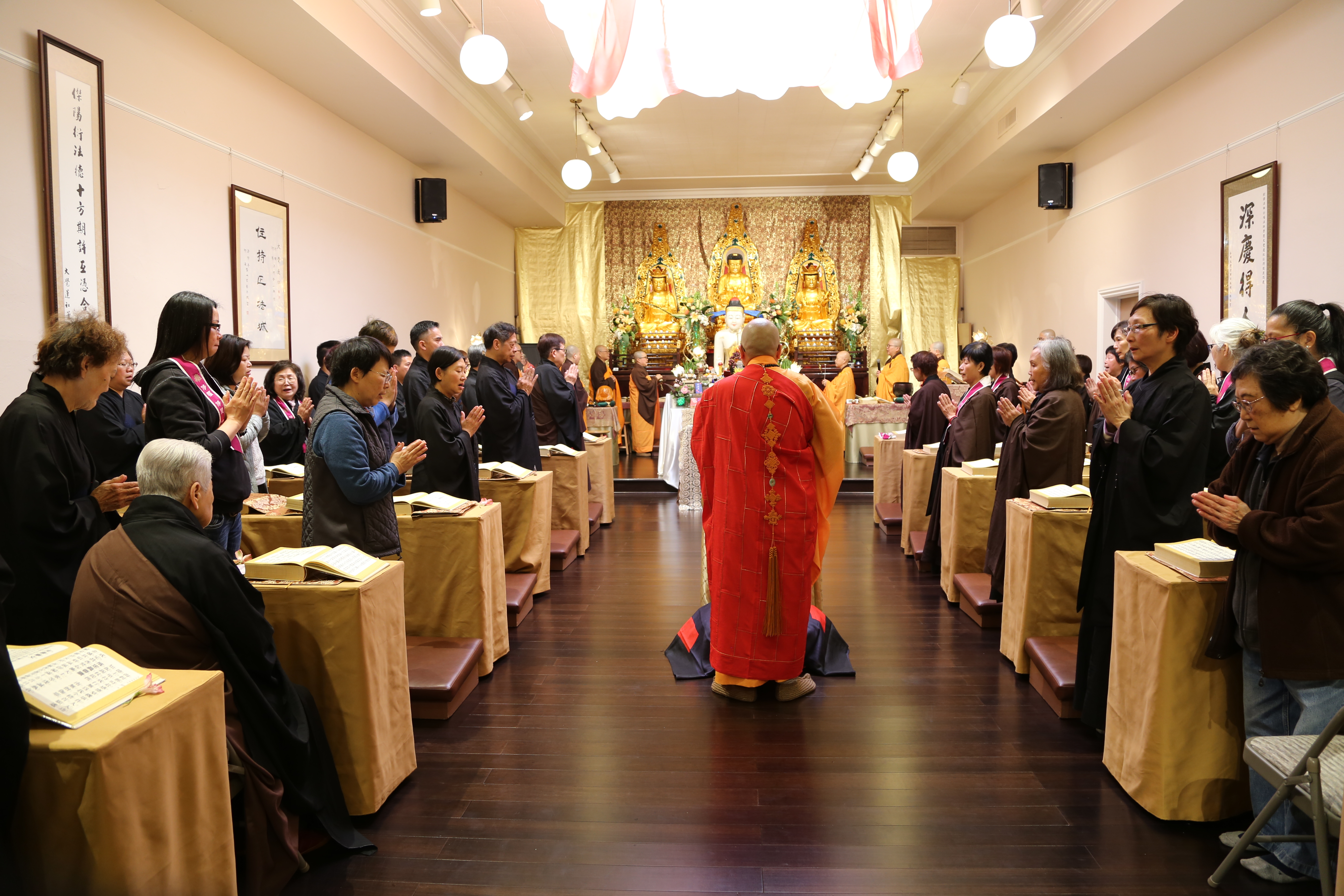 picture of temple service